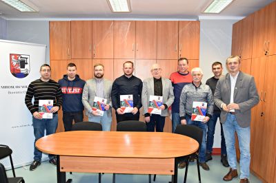 Podpisanie um&oacute;w dotacyjnych